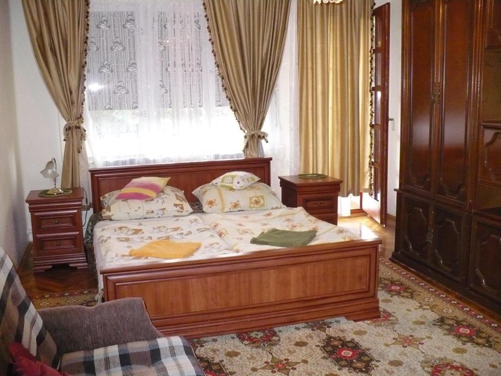 شقة Kitty Apartman ميسكولك الغرفة الصورة