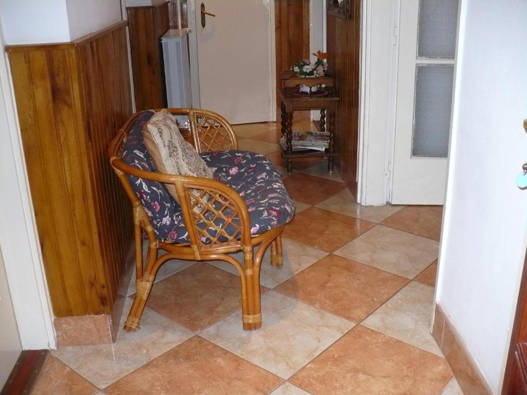 شقة Kitty Apartman ميسكولك الغرفة الصورة