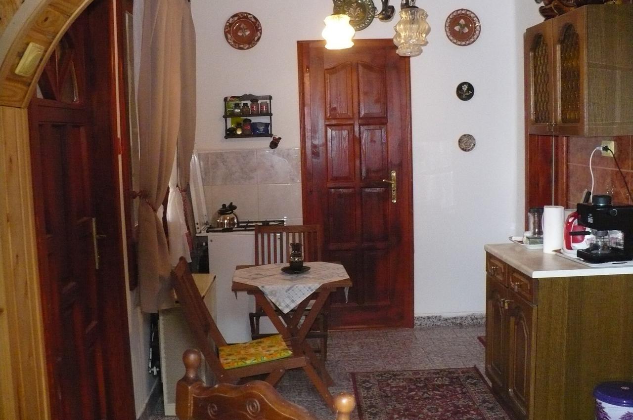 شقة Kitty Apartman ميسكولك المظهر الخارجي الصورة